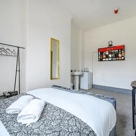 Homestay *rg7h*for Your Relaxed & Cosy Free Parking